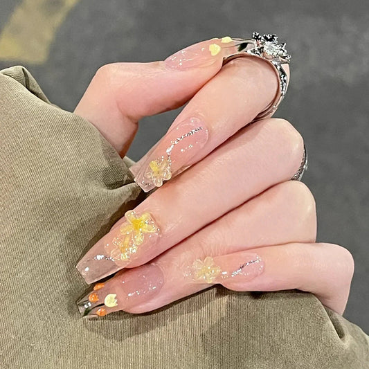 Internet celebrity hot selling fake nails, long wearing nails, three-dimensional diamond style, small flower tulip